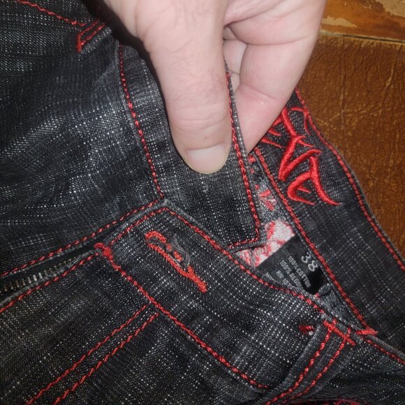 Reve Skull Jean Shorts - Picture 5 of 5